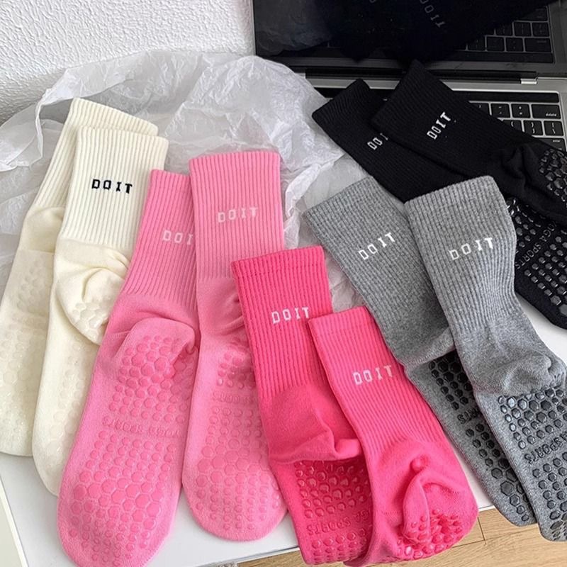 1 Pairs New Colorful Trend Spo - Sports Socks 评论和价格