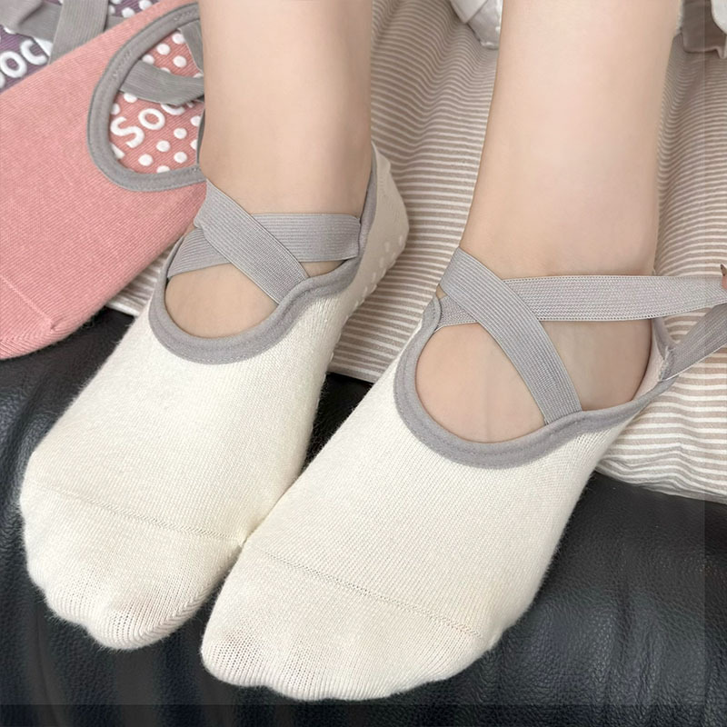 Professional Women Yoga Sock S - Sports Socks 评论和价格