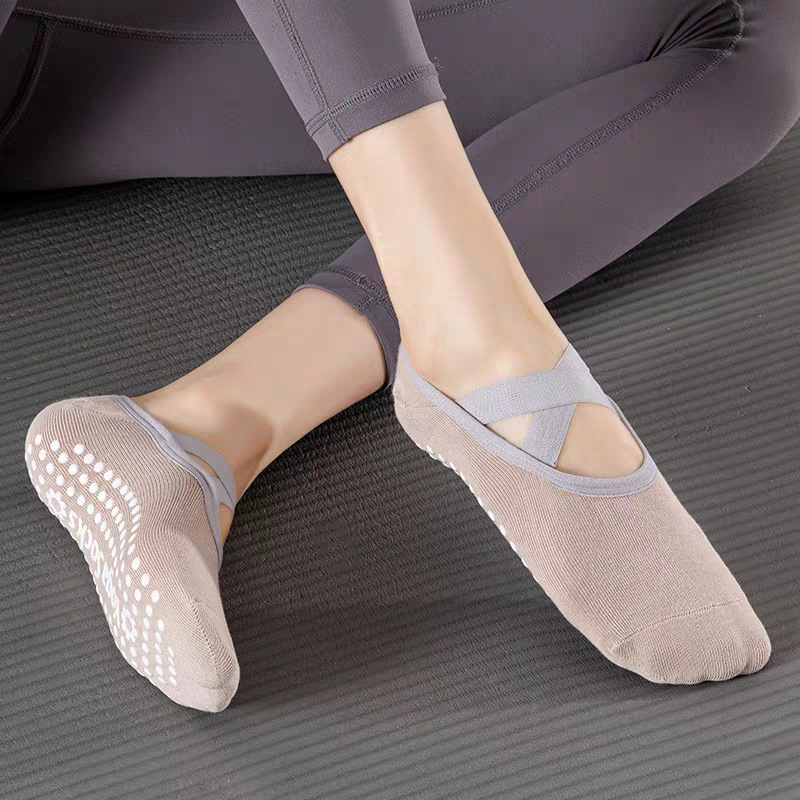 Professional Women Yoga Sock S - Sports Socks 评论和价格